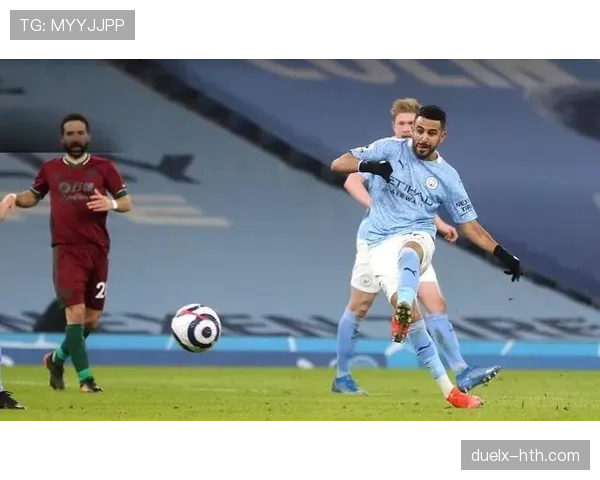 尤里·蒂勒曼斯闪耀英超赛场，助球队强势冲击冠军