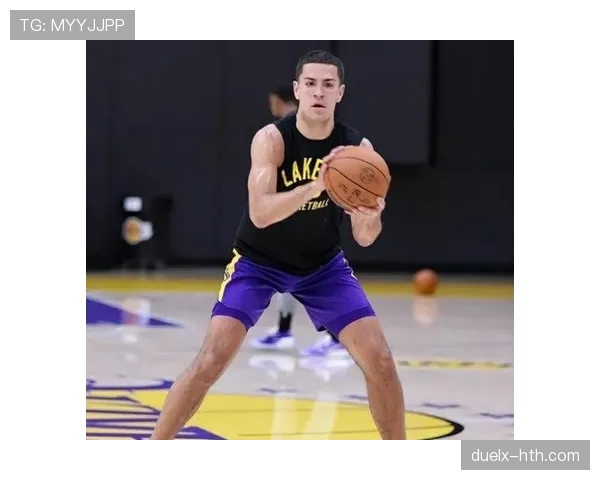 拉梅洛挡拆组织更高效 较上季制造更多空位